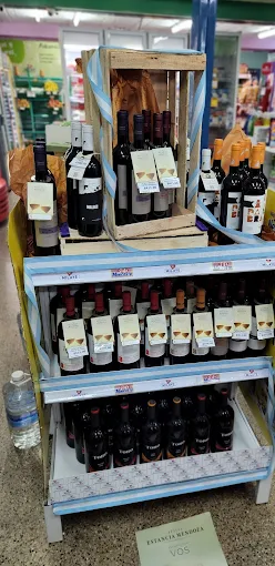 Selección de vinos en Autoservicio Milaye